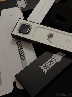 Apple Watch Series 6 40mm Nike