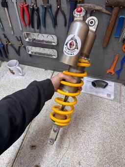 Predám tlmič Showa