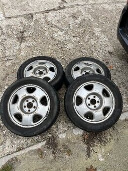 Zimne Pneu 215/55R17 Disky 5x114,3 R17