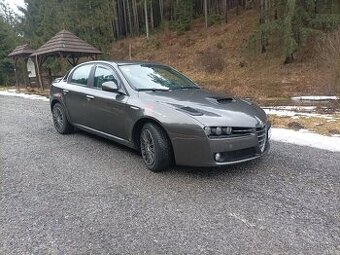 Predám alfa Romeo 159