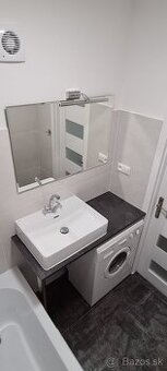 Prenájom zrekonštruovaný 3 izbový byt v Bardejove