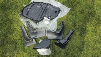 Rozne veci pre Toyota C-HR CHR 2016 -