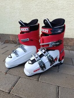 Juniorské nastaviteľné lyžiarky Roces Idea 36-40