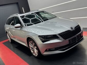 Škoda Superb Combi Style DSG+F1 - 2.0TDi 140Kw 190Ps.