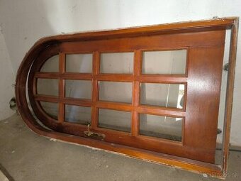 Drevené oblukové dvere