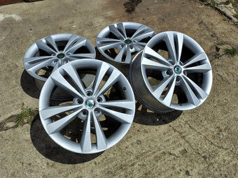 Elektrony orig. Skoda Neptune R18 5x112