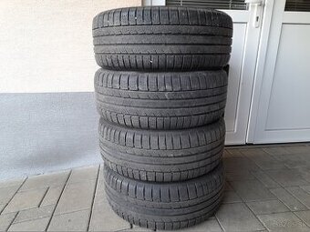 Pneu 235/50 R17