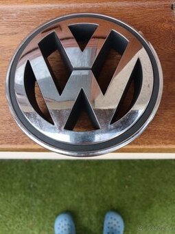 Predam predny znak volkswagen
