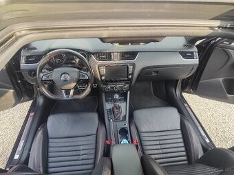 škoda Octavia Combi RS 4x4 DSG6