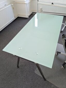 Moderný sklenený stôl IKEA Galant (160x80 cm) v Prievidzi