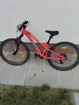 GT 24 bicykel