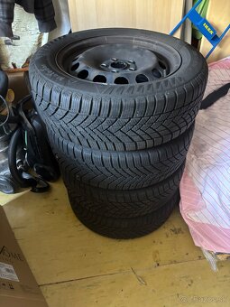 Sada zimných pneumatík 205/55 R16 91H nazuté na diskoch