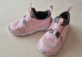 Dievčenské tenisky Nike, č. 27