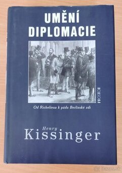 Kissinger - Umění diplomacie a Šesták - Hradište
