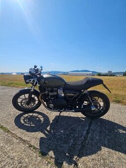 Triumph Street Cup 900