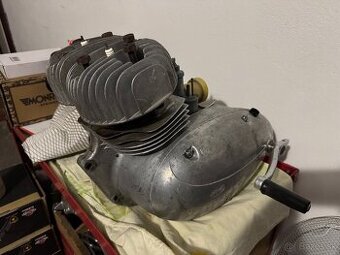 Motor Jawa 350/360
