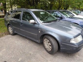 Škoda Octavia Combi 1U na náhradné diely
