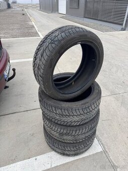 Triangle 225/45 R17 zimné