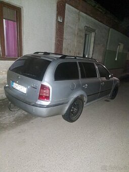 Škoda octavia 1