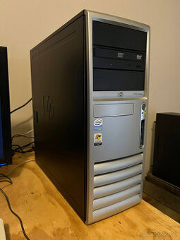 PC Dvojadro AMD 3GHz, 4GB RAM + 19" HP monitor