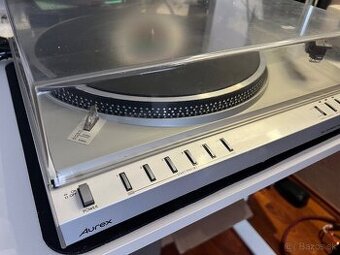 Gramofon Toshiba Aurex SR-M70 - na opravu