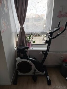 Stacionárny bicykel