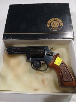 Predám revolver Taurus 3 palec