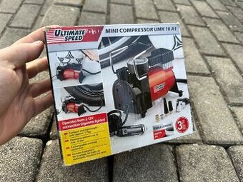 Kompaktný mini kompresor do auta 12V