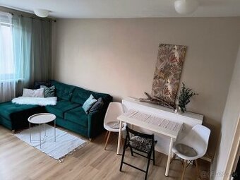 na predaj dvojizbový byt Vráble