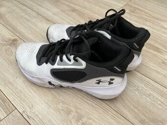 Basketbalove tenisky-Under Armour-40,5