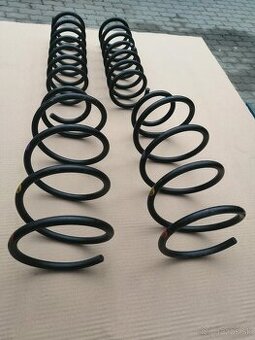 Predám pružiny na  Volvo C30 1.6 benzín
