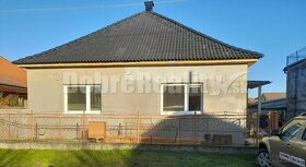 Na predaj zrekonštruovaný veľký 4izbový rodinný dom v Trnovc