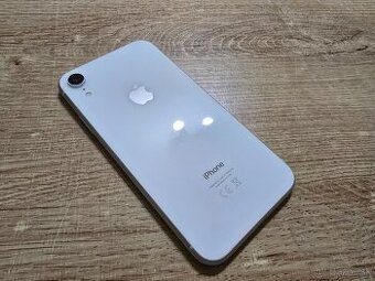Iphone xr 64gb biele v super stave plnefunkcne ma len velmi