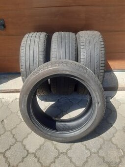 Letné pneumatiky 215/50/R18