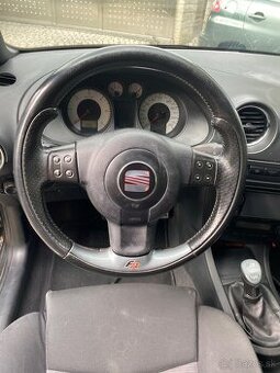 Volant Ibiza 6l Fr