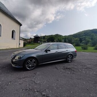 Mercedes - Benz E220 Bluethec kombi, Avantgarde