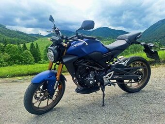 Honda CB 300r