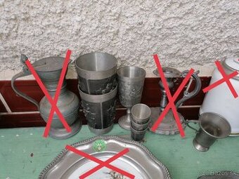 Staré cínové riady, poháre, taniere, svietnik