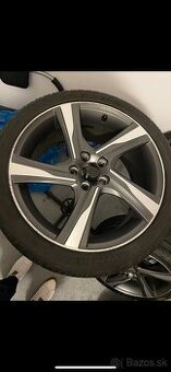 Letná sada , Hlinnikové disky Volvo ( Borbet ) 5x108 r18