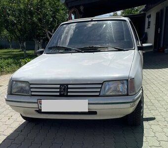 Peugeot 205