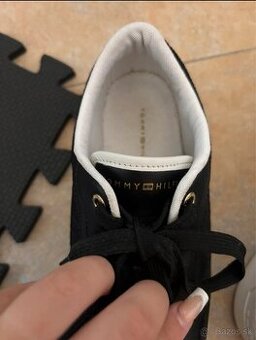 Tommy Hilfiger tenisky