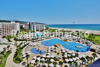 Prostorný apartmán 2+kk v prestižním 4★ resortu přímo u moře
