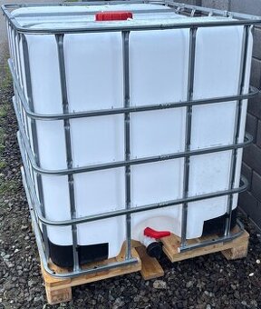 IBC NADOBA NADRZ 1000l Kontajner,plastovà nadrz