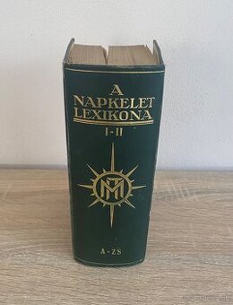 6 starých maďarských kníh a stará maďarská mapa