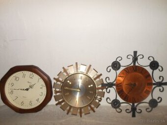 Nástenné hodiny