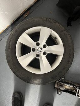 ZÁNOVNÉ ZIMNÉ 5x112 215/60 R16