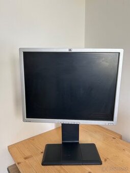 Monitor HP LP2065