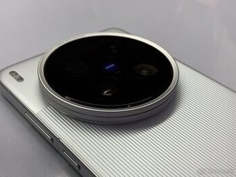 Vivo x200 Ultra 16/512