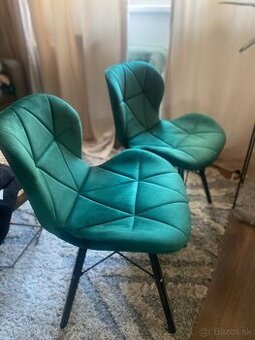 Velúrové semisove smaragdové stolicky