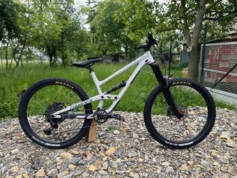 Commencal clash origin 2020